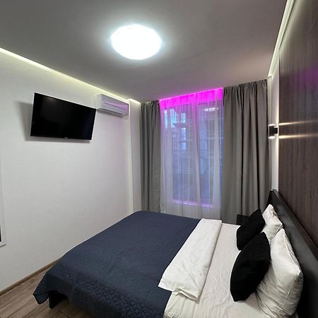 קייב Rybalsky Studio Apartment Dnipro View מראה חיצוני תמונה