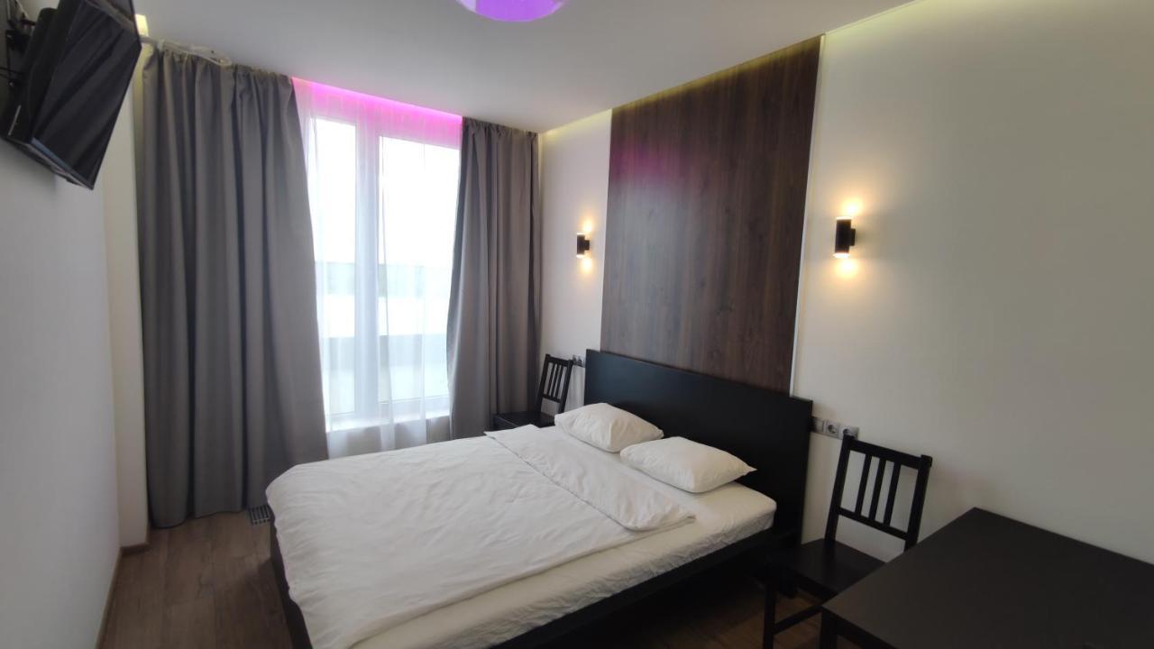 קייב Rybalsky Studio Apartment Dnipro View מראה חיצוני תמונה