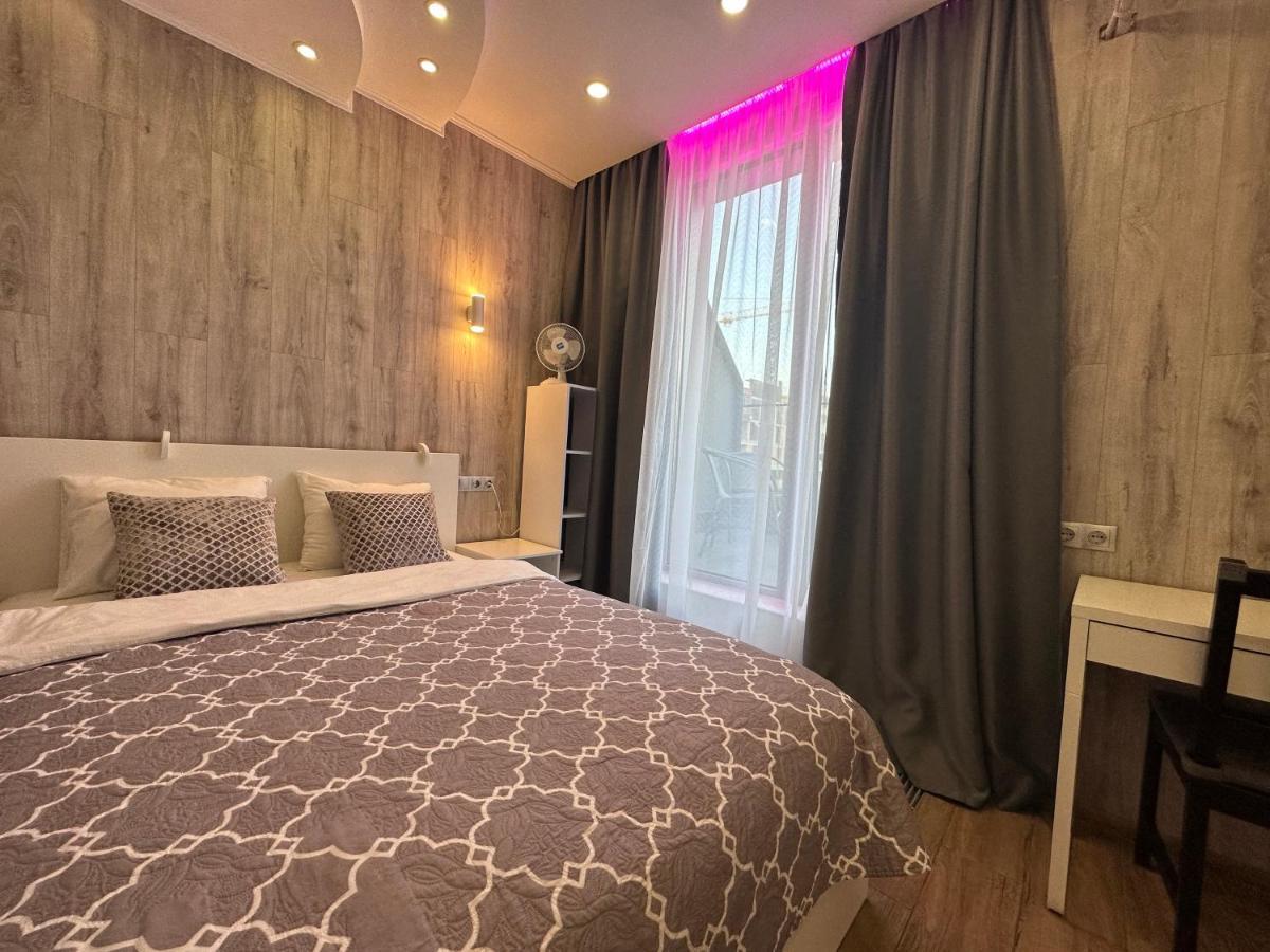 קייב Rybalsky Studio Apartment Dnipro View מראה חיצוני תמונה