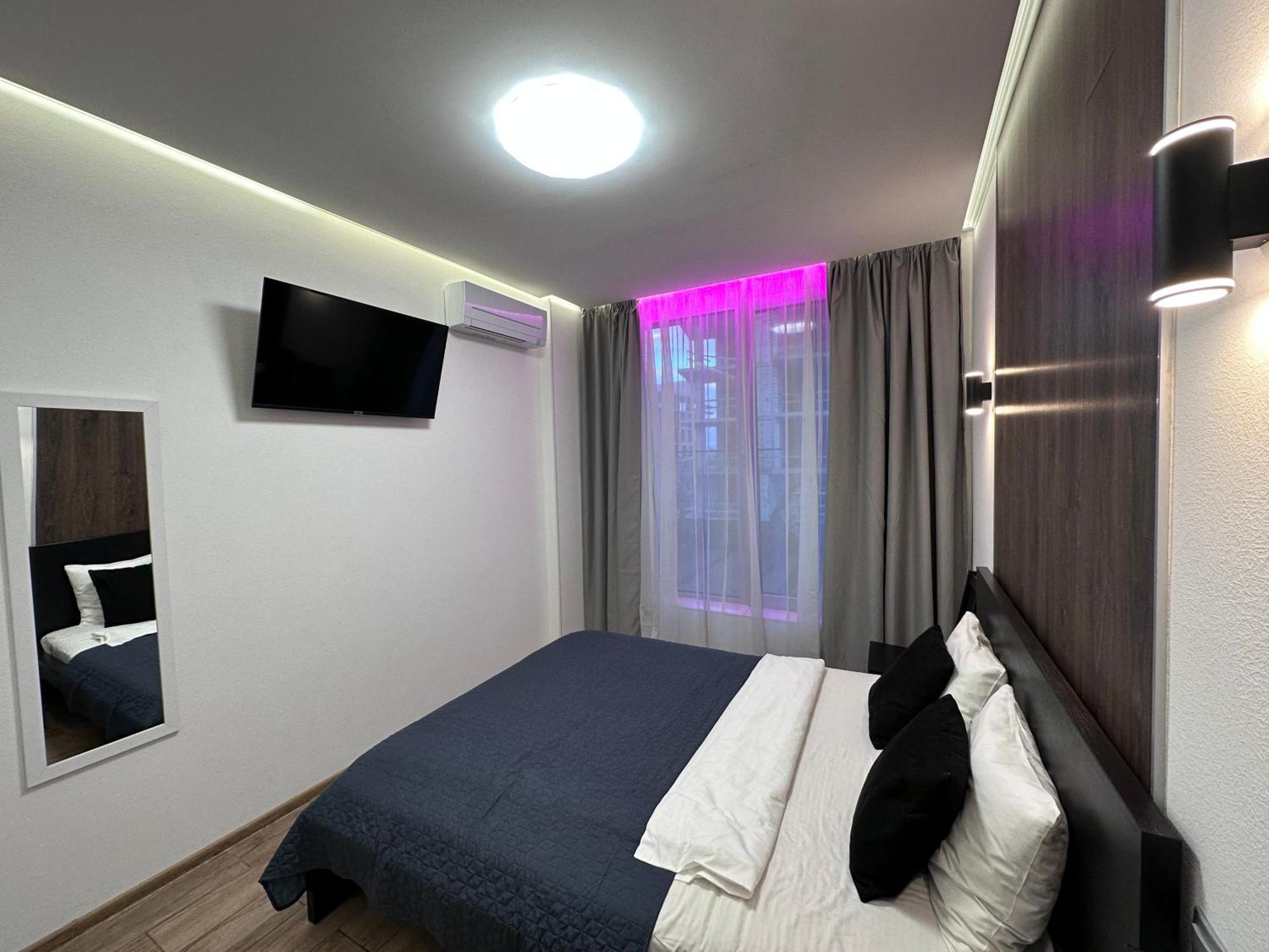 קייב Rybalsky Studio Apartment Dnipro View מראה חיצוני תמונה